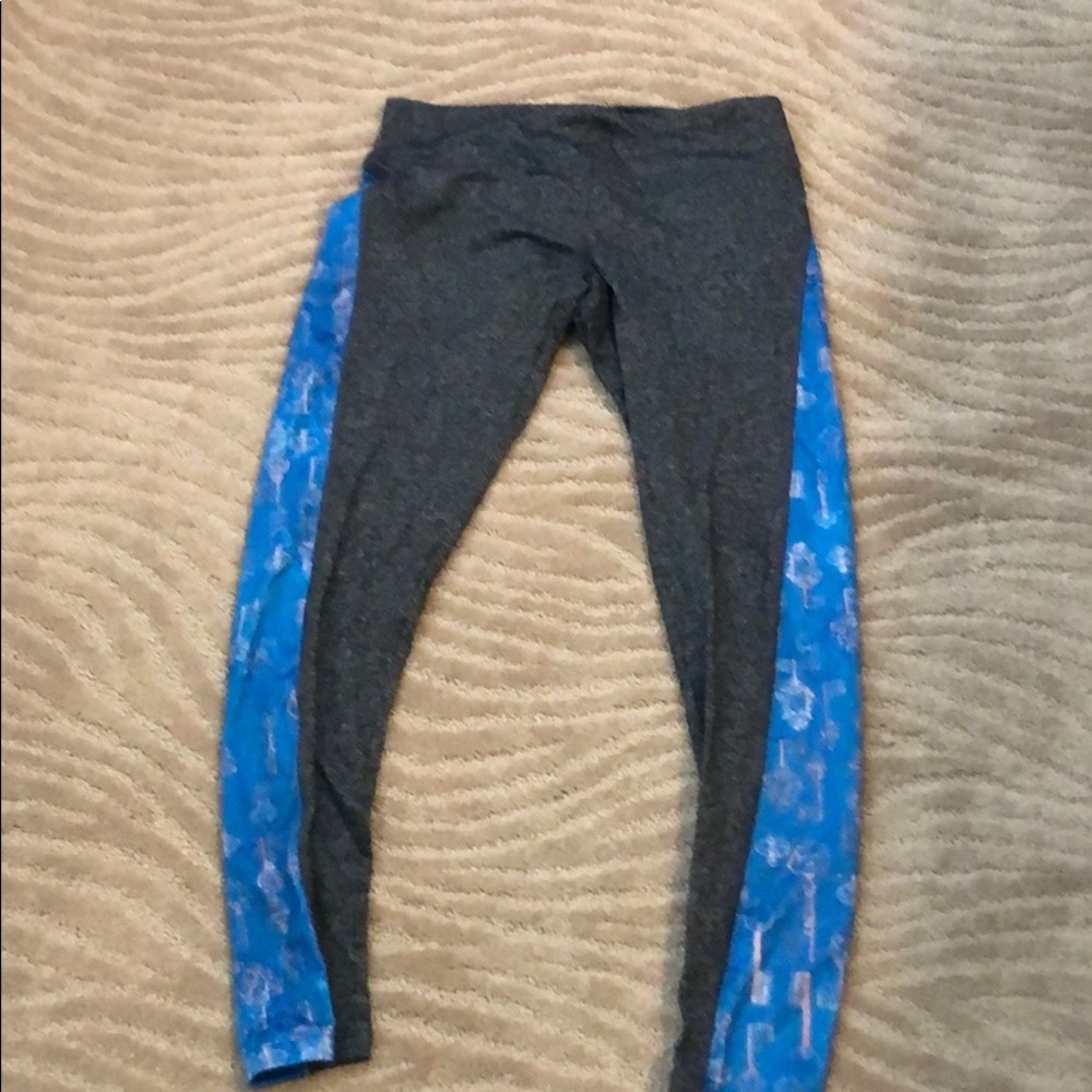Workout leggings gray with blue w/ keys panels